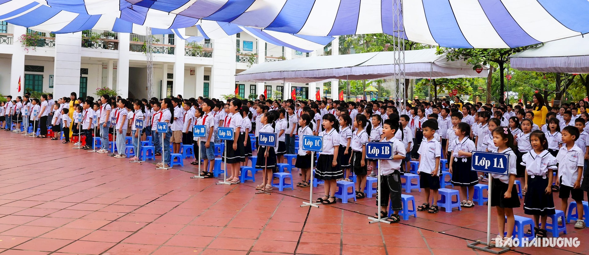 student2.jpg