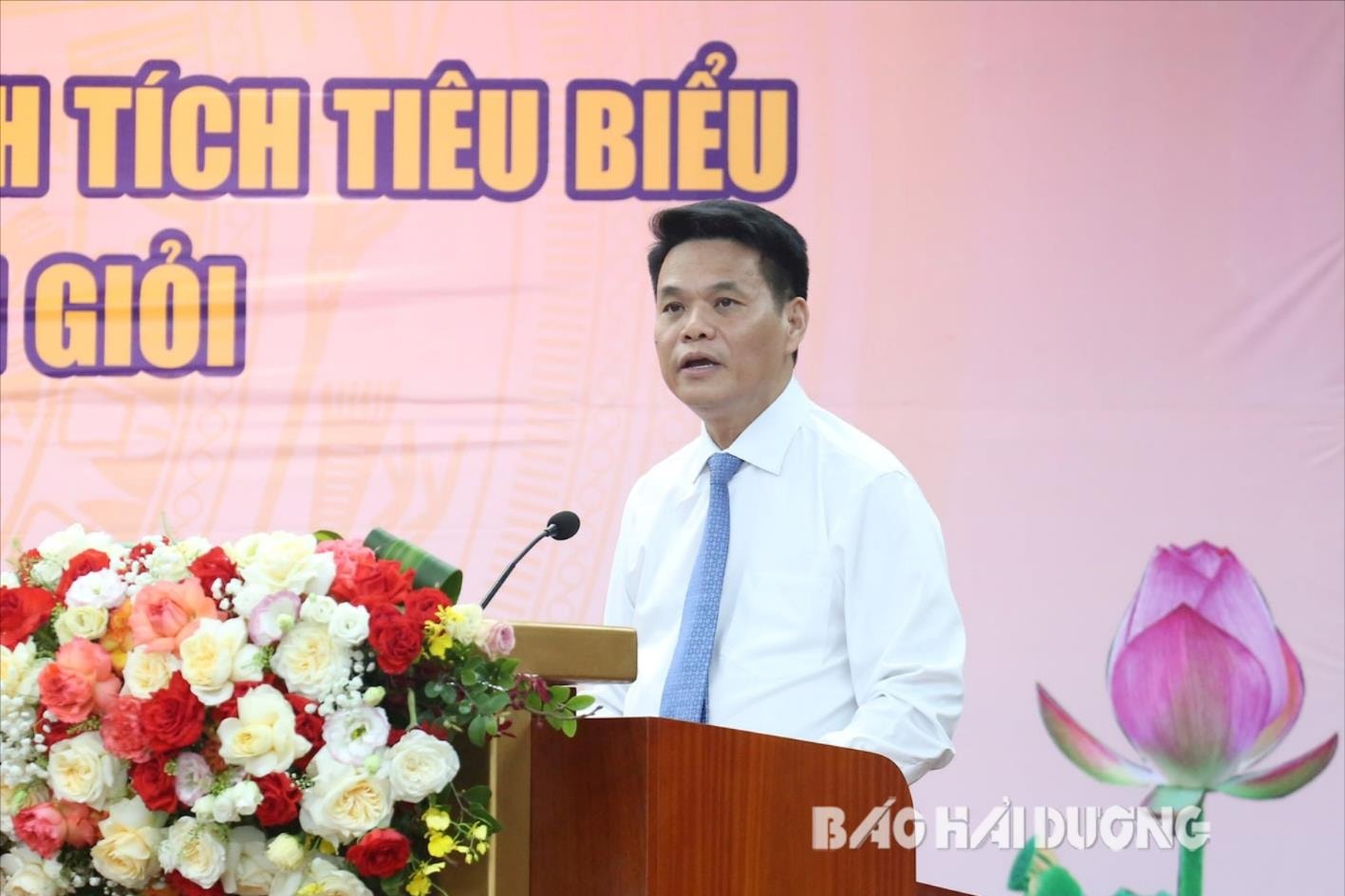 le-ngoc-chau(1).jpg