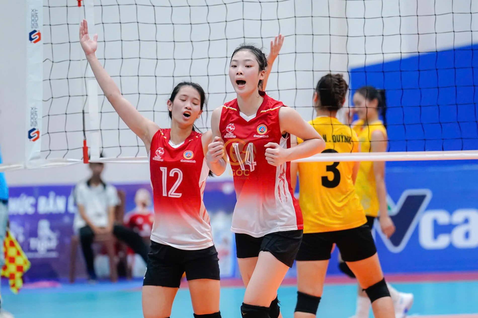 quynh huong 7.jpg