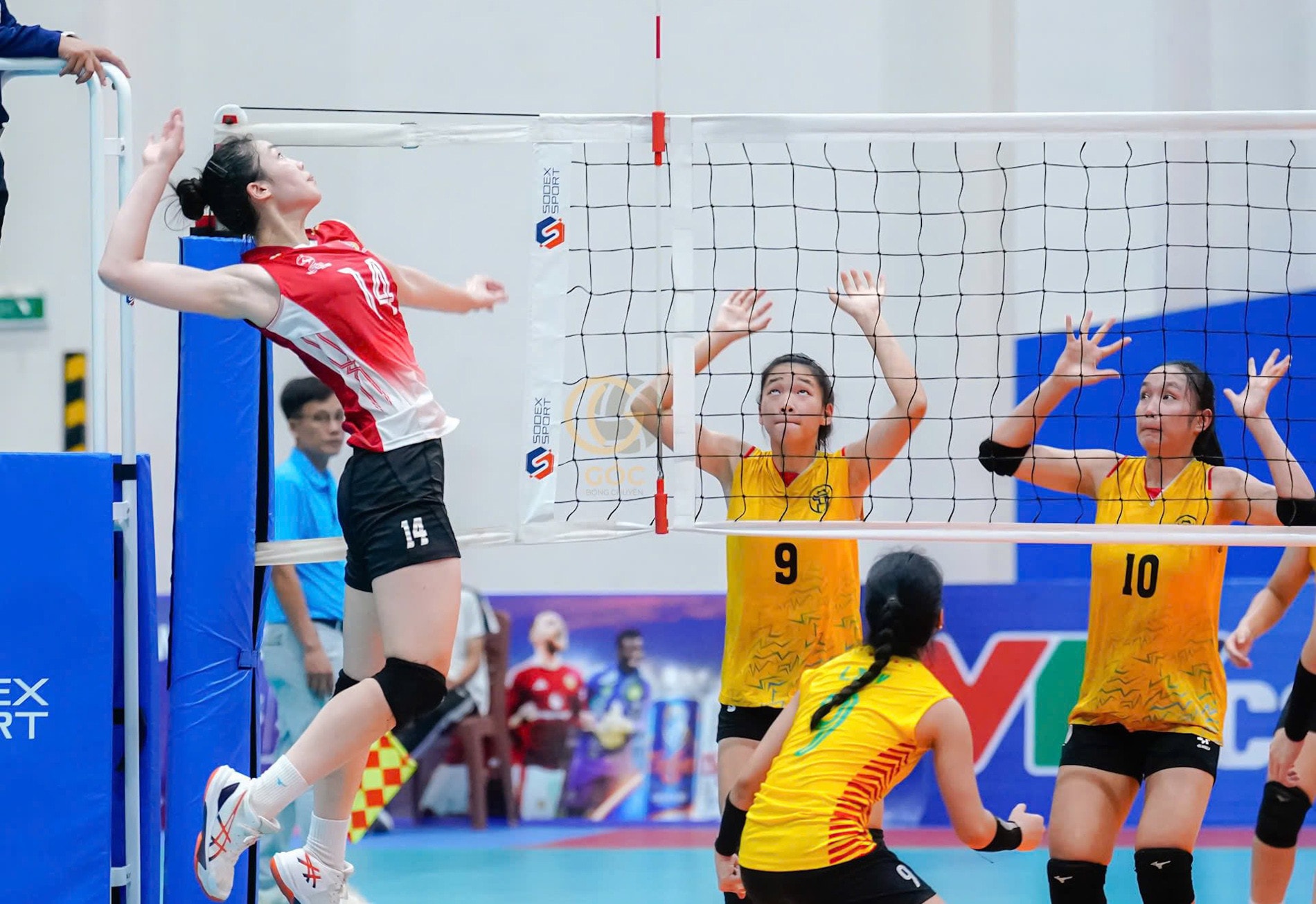 quynh huong 8.jpg