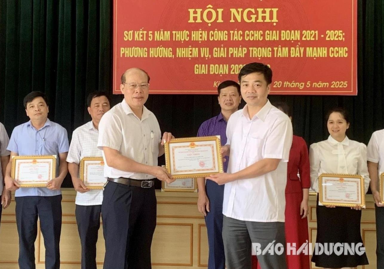 cai-cach-hanh-chinh-kim-thanh-1-.jpg