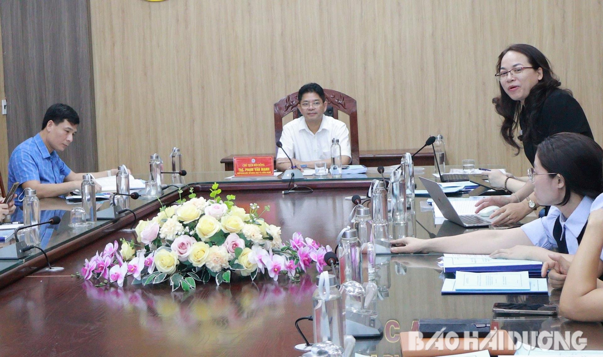 nghien-cuu-khoa-hoc(1).jpg