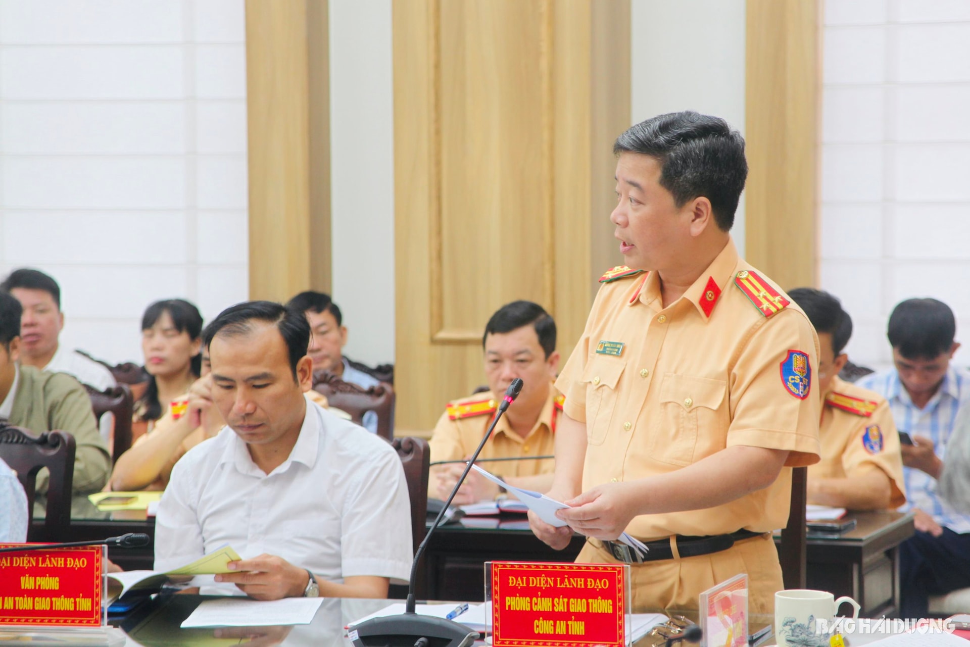 hoi-nghi-4.jpeg