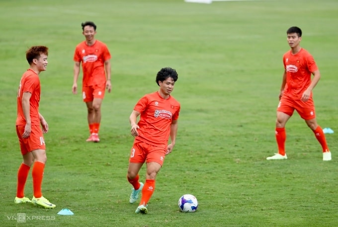 cong-phuong-tuyen-viet-nam.jpg
