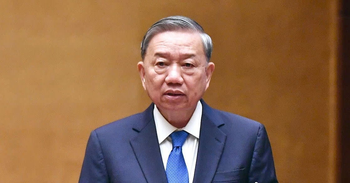 tong-bi-thu-ban-hanh.jpg
