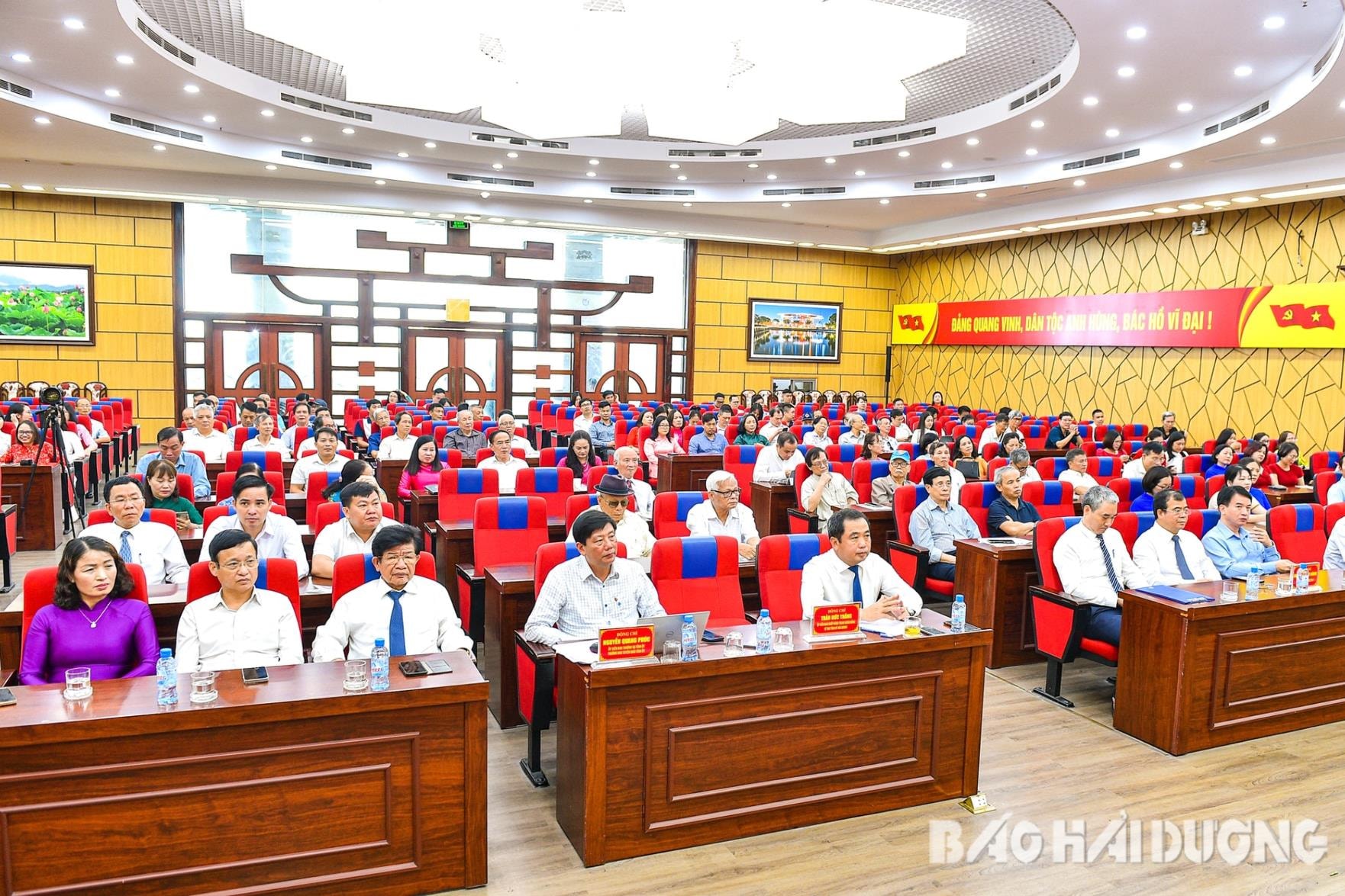 quang-canh-le-ky-niem(1).jpg
