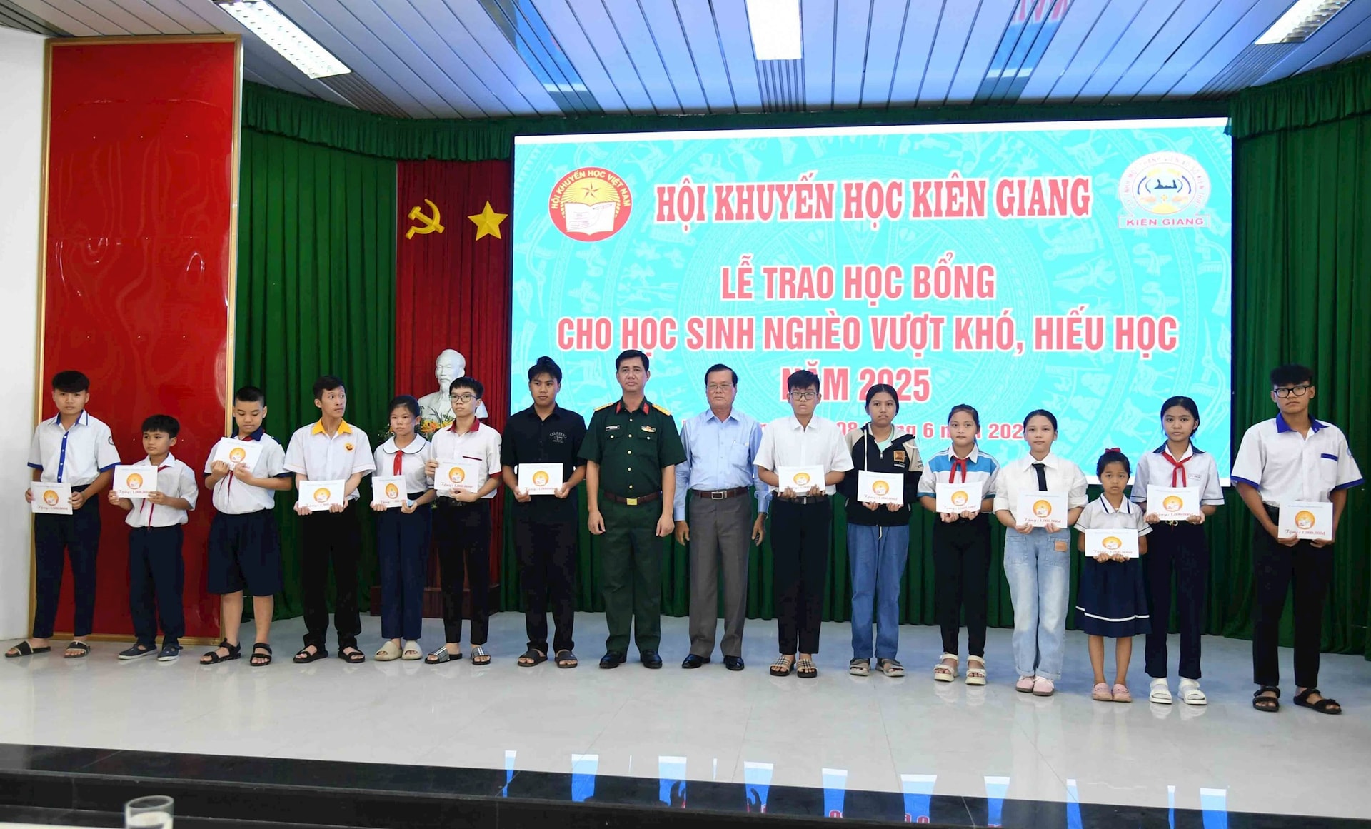 su-kien-08062025-4.jpg