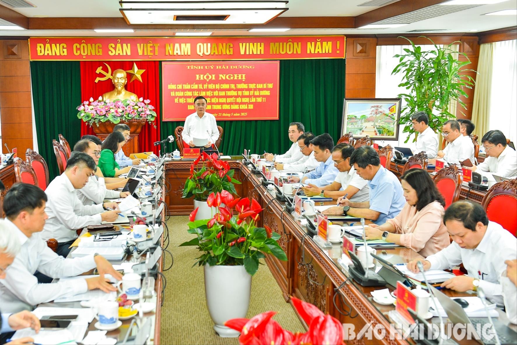 Ngày 21/5/2025, làm việc với Ban Thường vụ Tỉnh ủy Hải Dương, đồng chí Trần Cẩm Tú, Ủy viên Bộ Chính trị, Thường trực Ban Bí thư đánh giá cao những kết quả tỉnh nhà đạt được thời gian qua