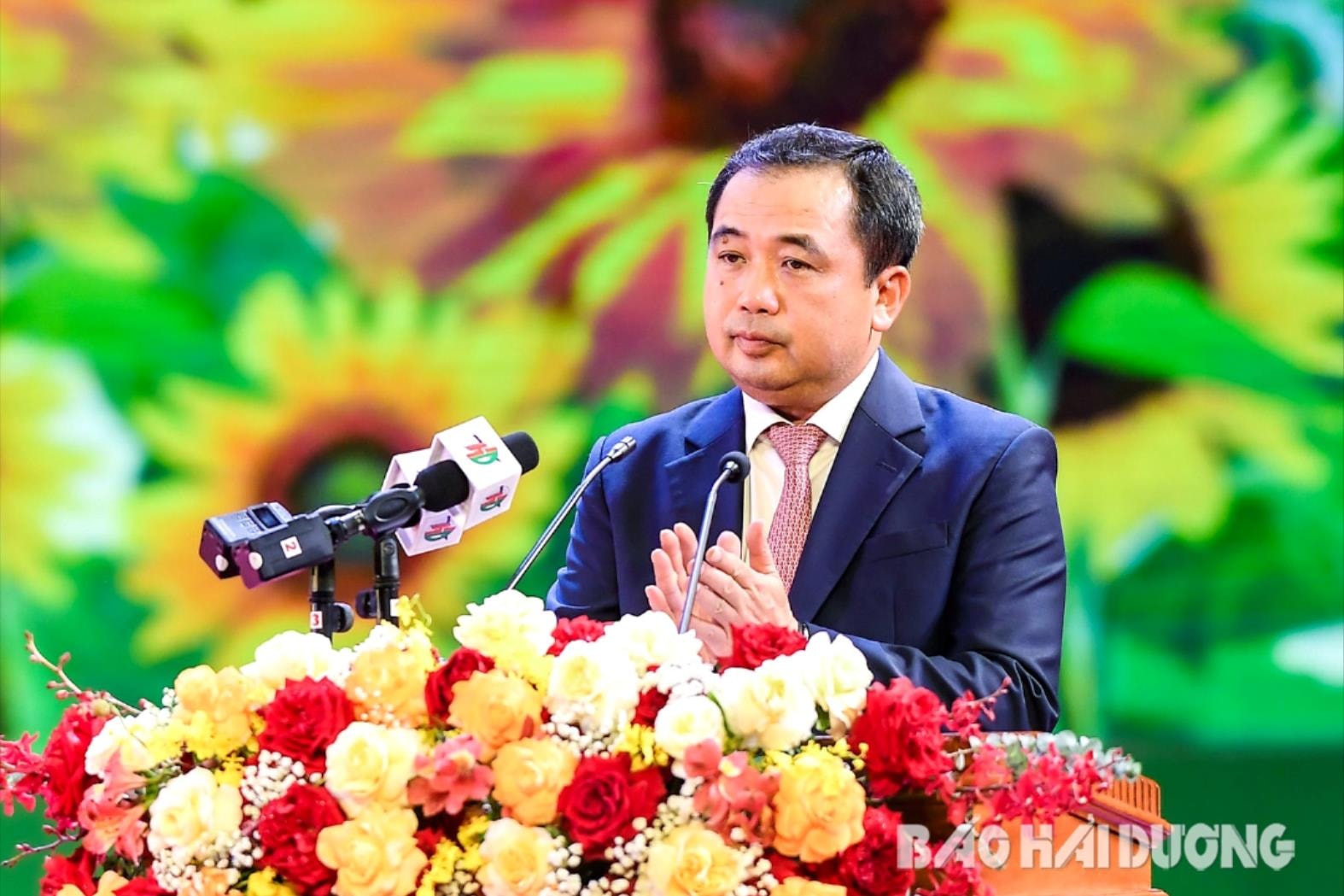 Đồng chí Bí thư Tỉnh ủy Hải Dương Trần Đức Thắng đọc diễn văn kỷ niệm 85 ngày thành lập Đảng bộ tỉnh