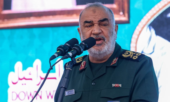 55631871781372687471f-Iran-174-4302-2465