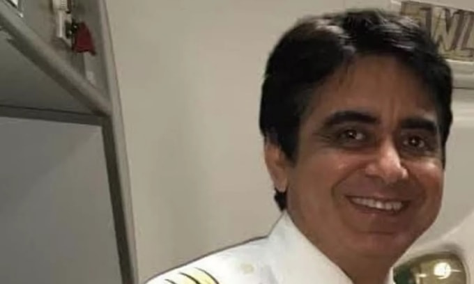 Cơ trưởng Sumeet Sabharwal. Ảnh: Hindustan Times