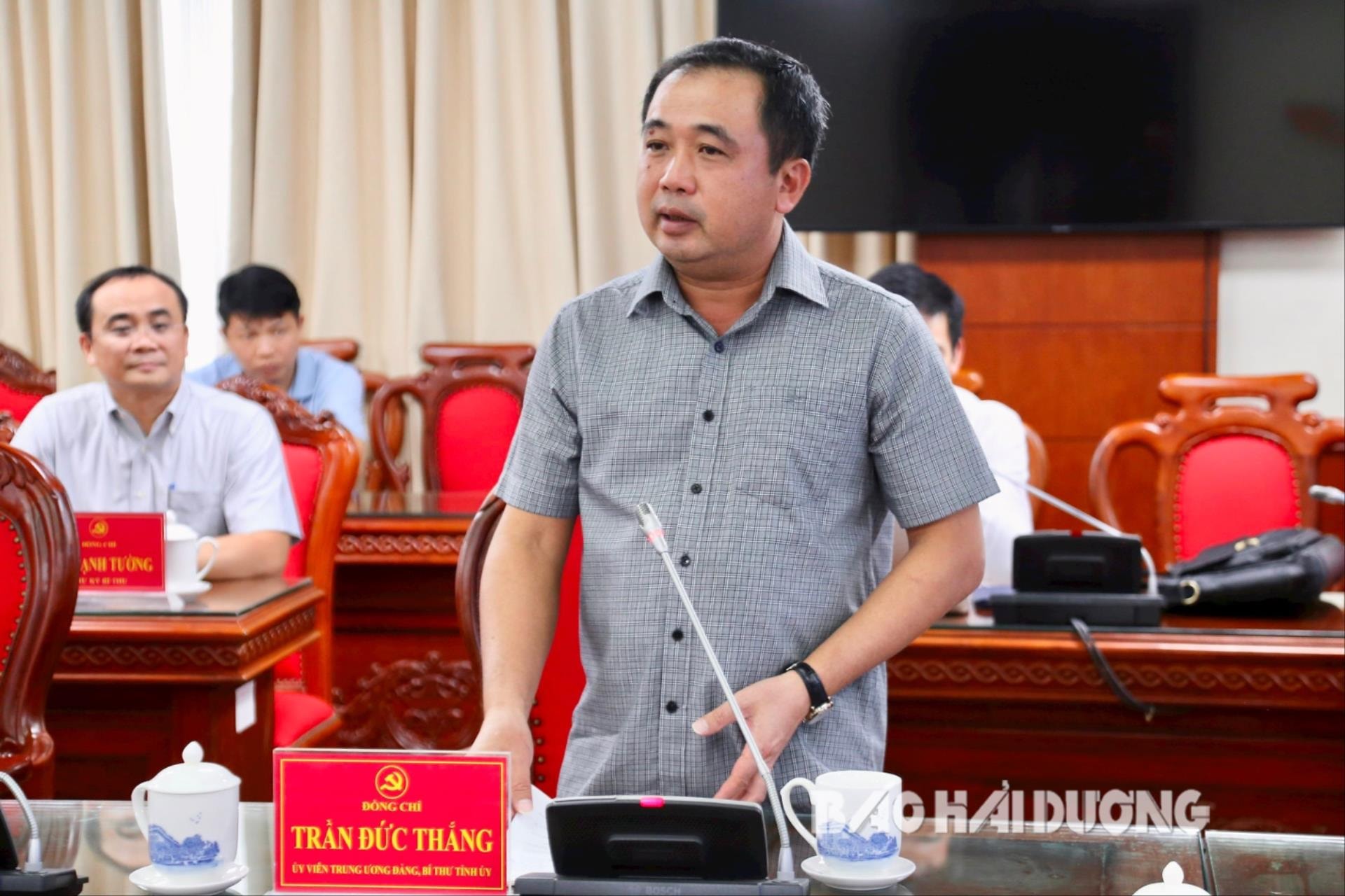 Đồng chí Trần Đức Thắng, Ủy viên Trung ương Đảng, Bí thư Tỉnh ủy Hải Dương phát biểu tại chương trình