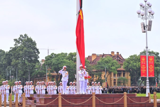 Lễ thượng cờ rủ tại quảng trường Ba Đình, tháng 7/2024. Ảnh: Giang Huy