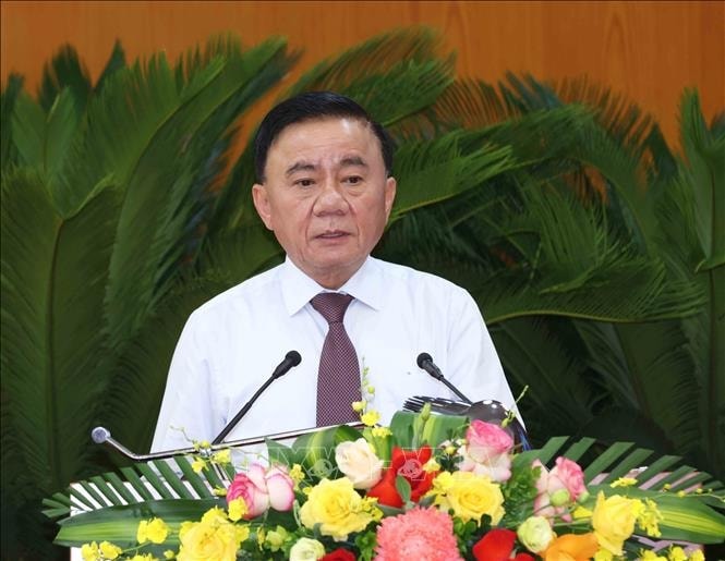 khac-phuc-triet-de.jpg