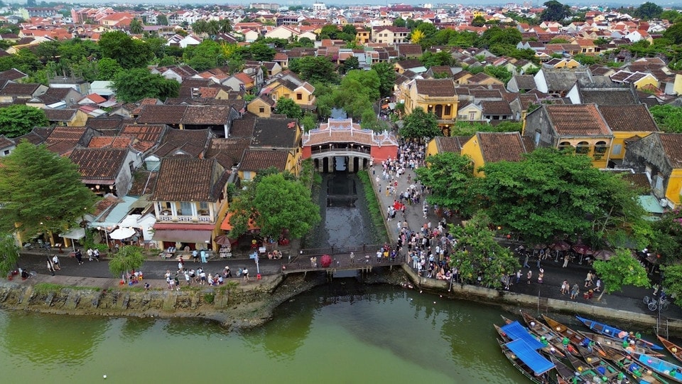What makes Hoi An’s heritage timeless is not its stillness—but the vibrant life that flows within it. (Photo: Thanh Tung - VNA)