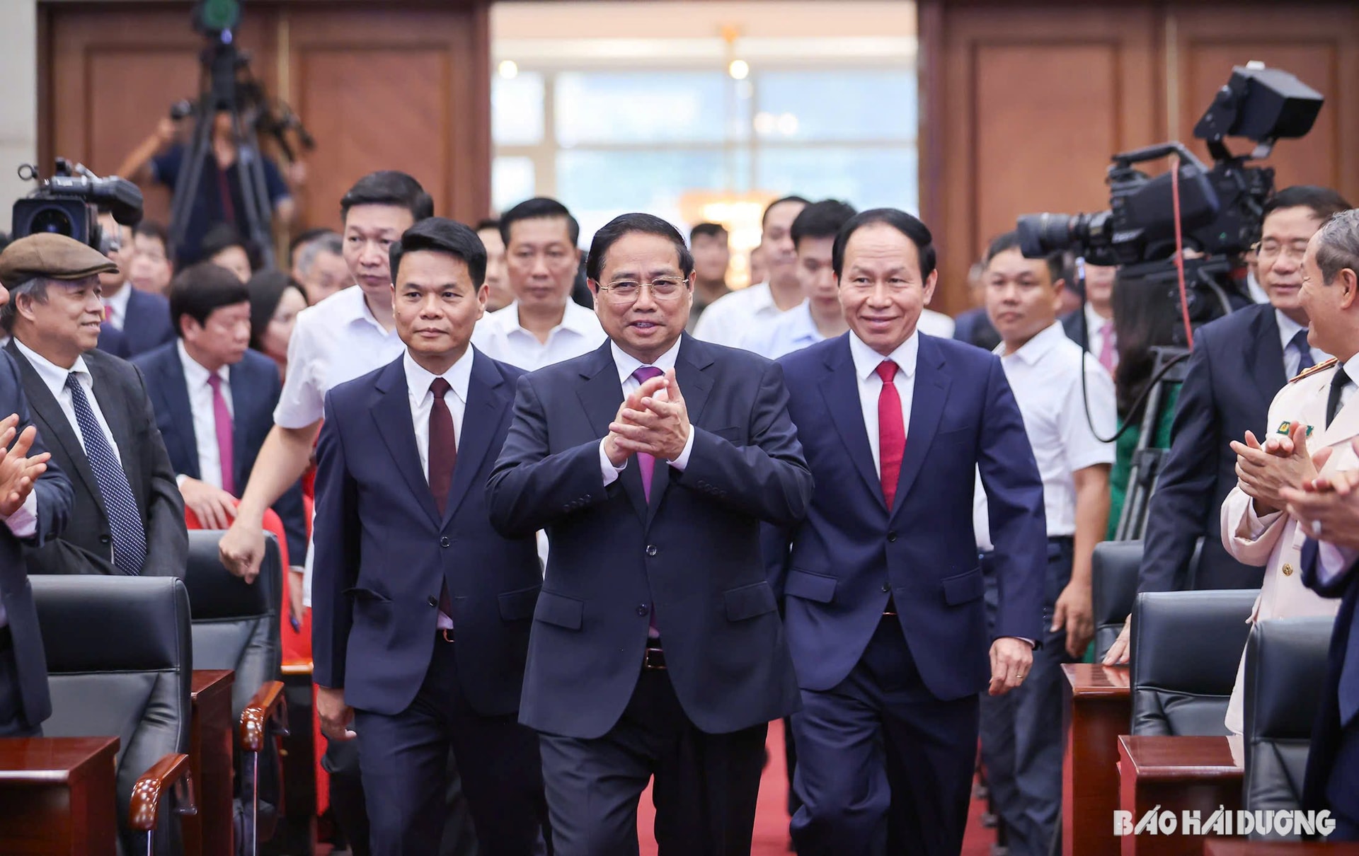 pham-minh-chinh.jpg