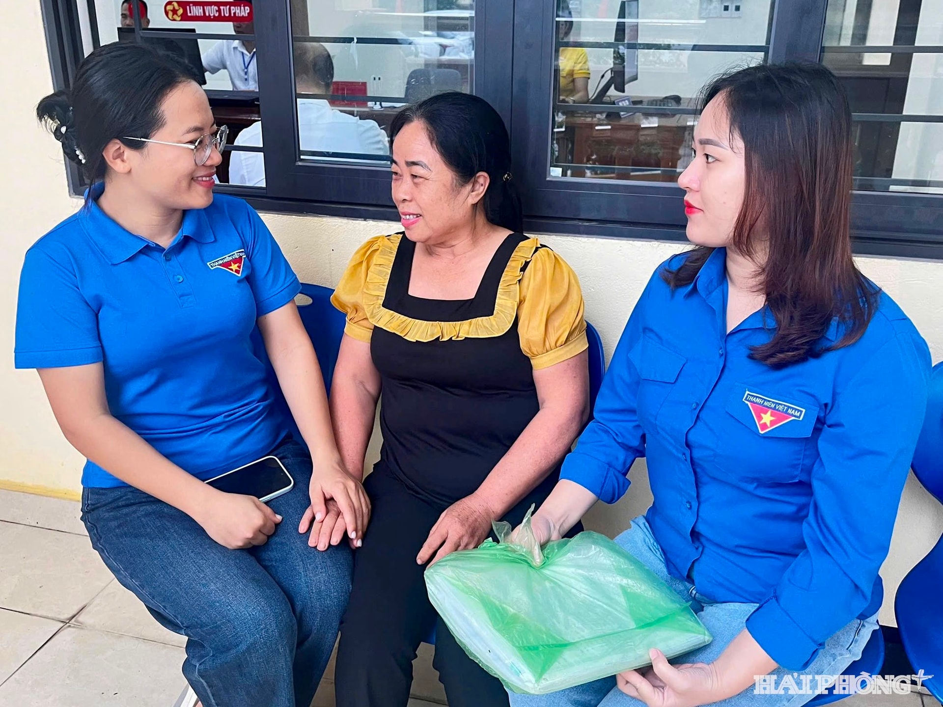 ao-xanh-tinh-nguyen11.jpg