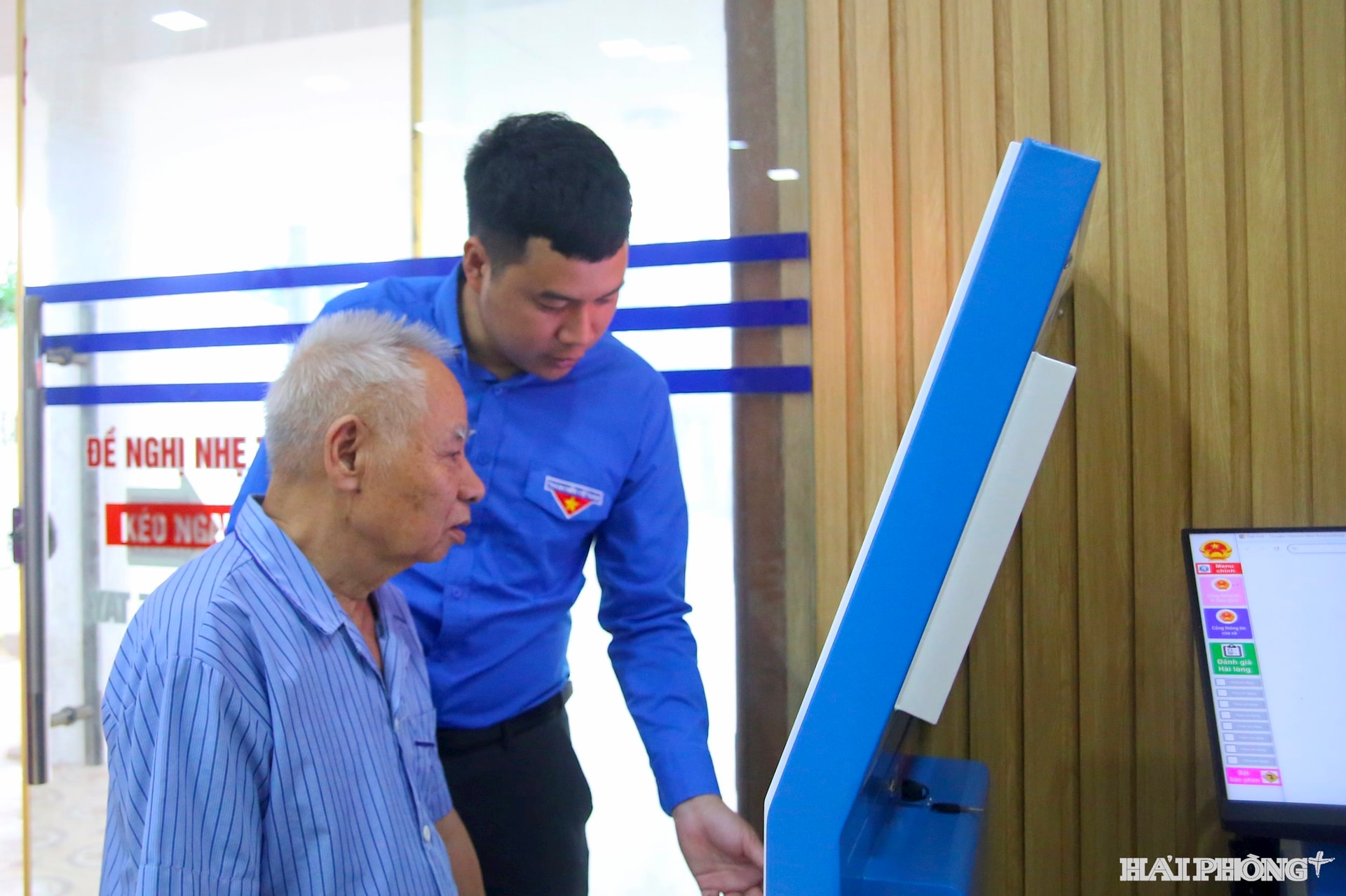 ao-xanh-tinh-nguyen16.jpg