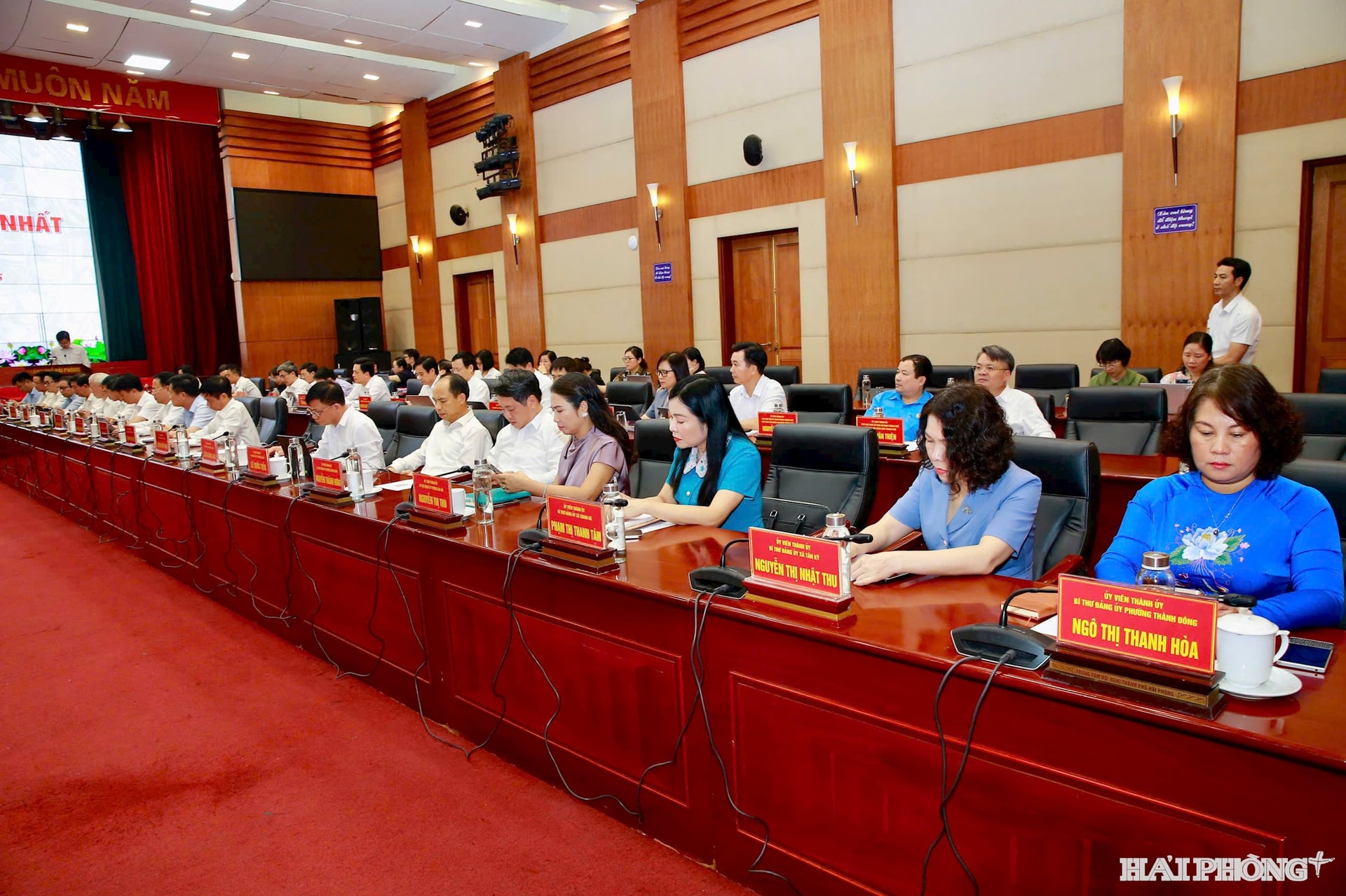 hoi-nghi-thanh-uy2(1).jpg