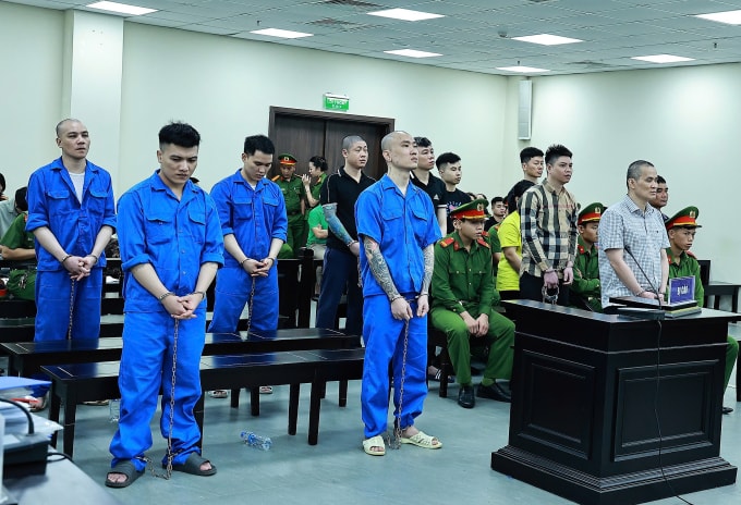 Các bị cáo tại tòa. Ảnh: Danh Lam