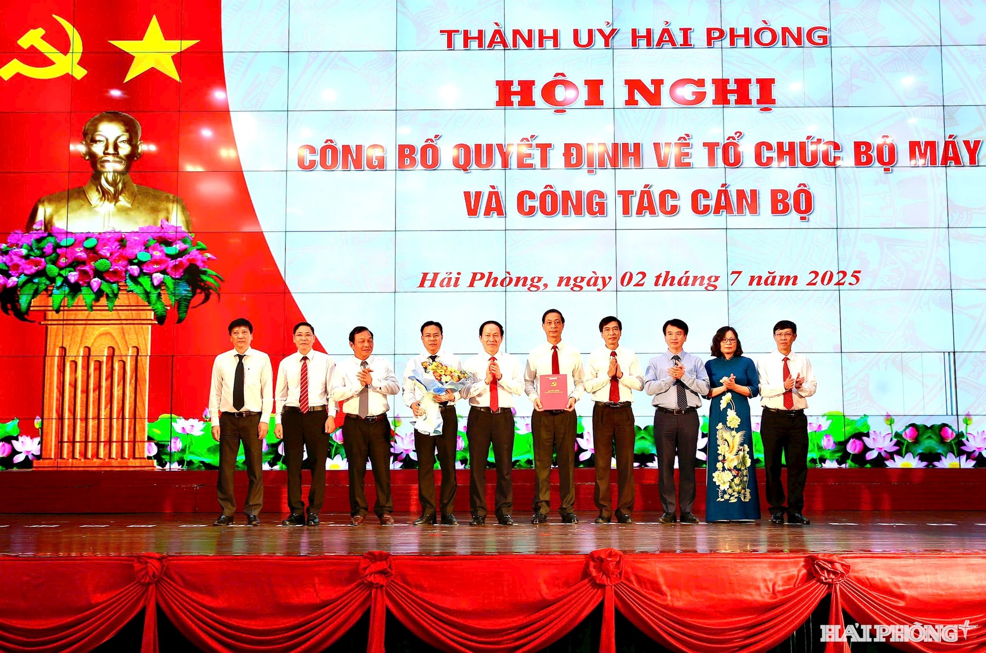 dang-bo-cac-co-quan.jpg