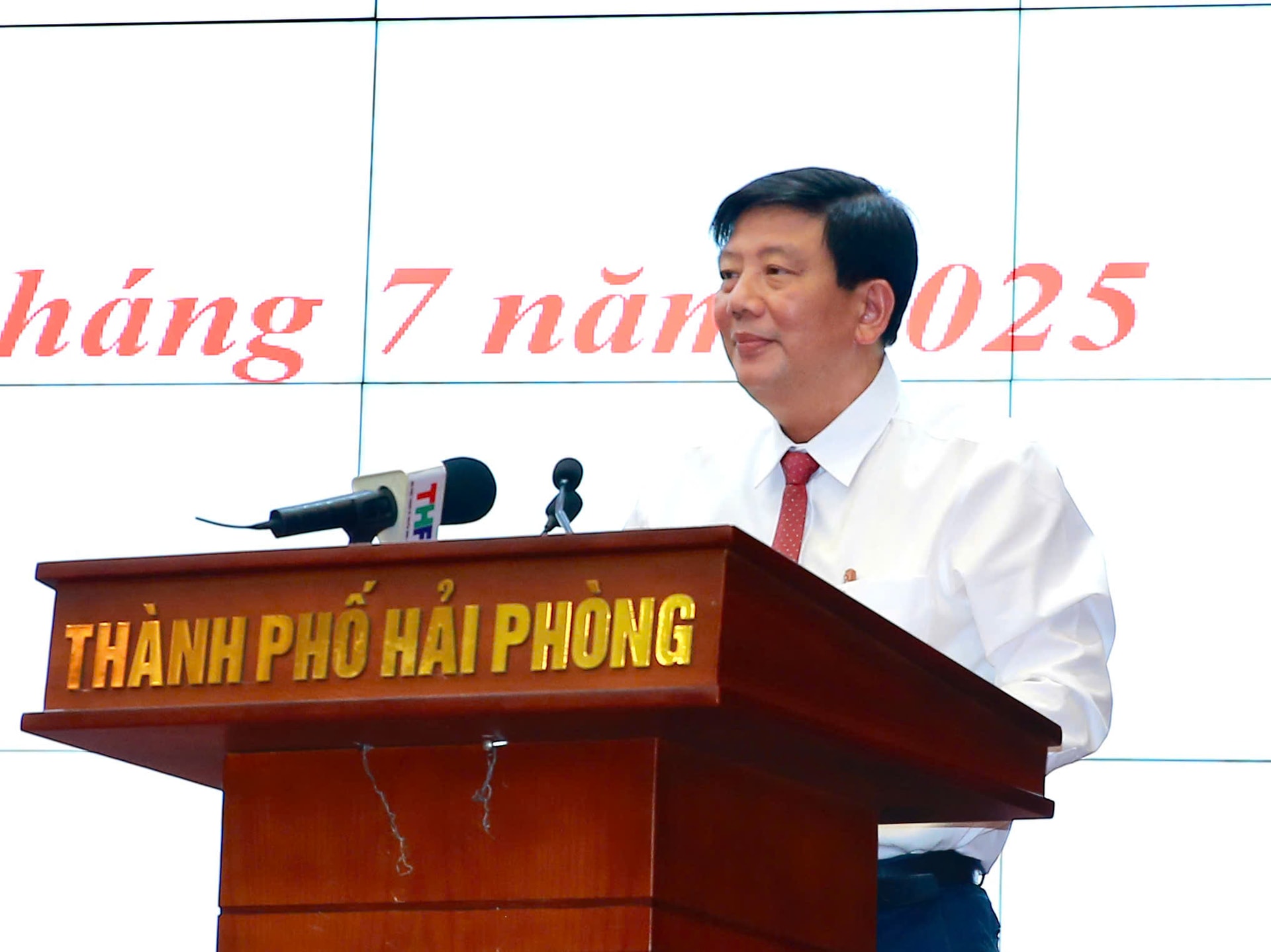 nguyen-quang-phuc-f843d0eb57aba04c380705a9d7ca7125.jpg