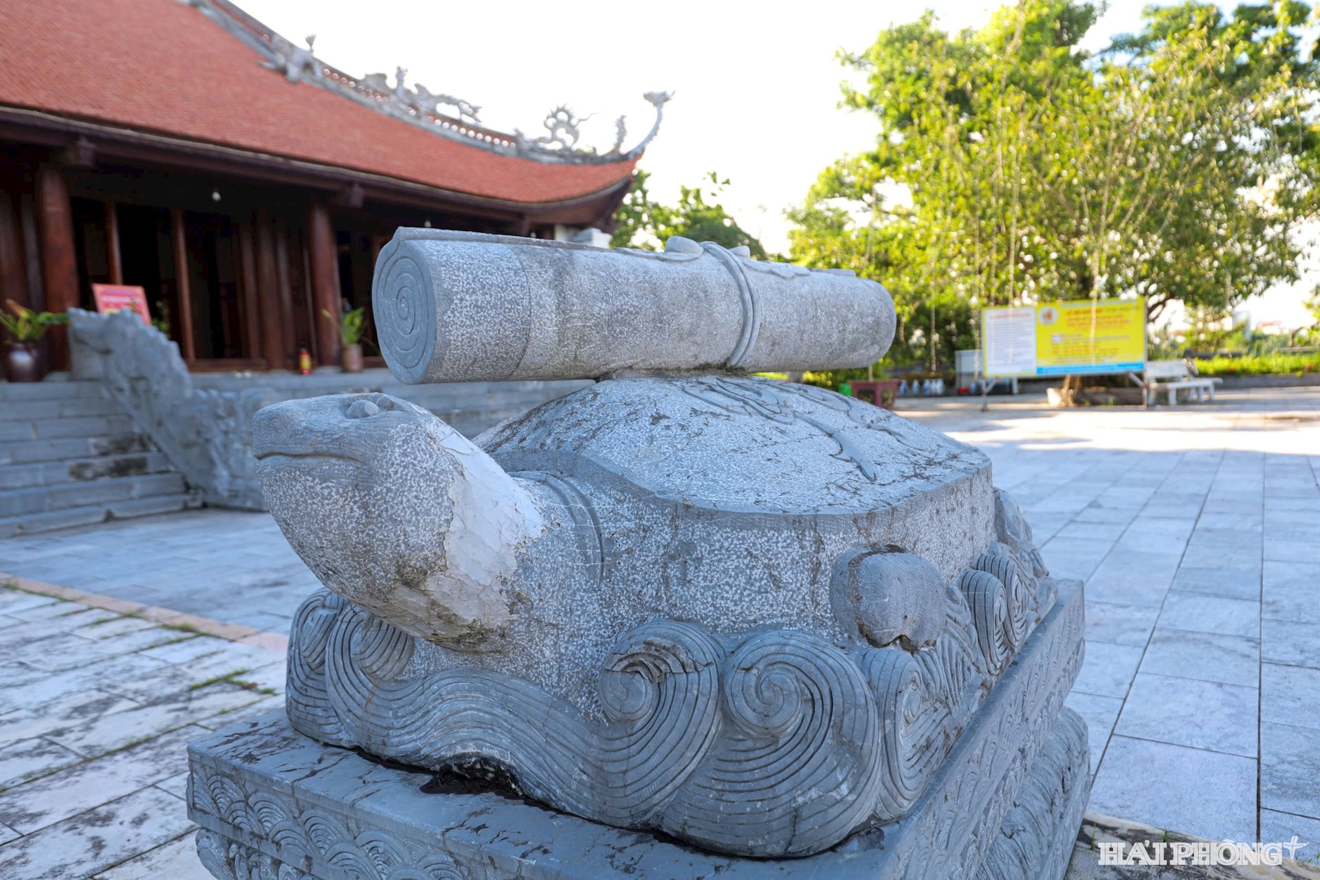 cuon-thu.jpg