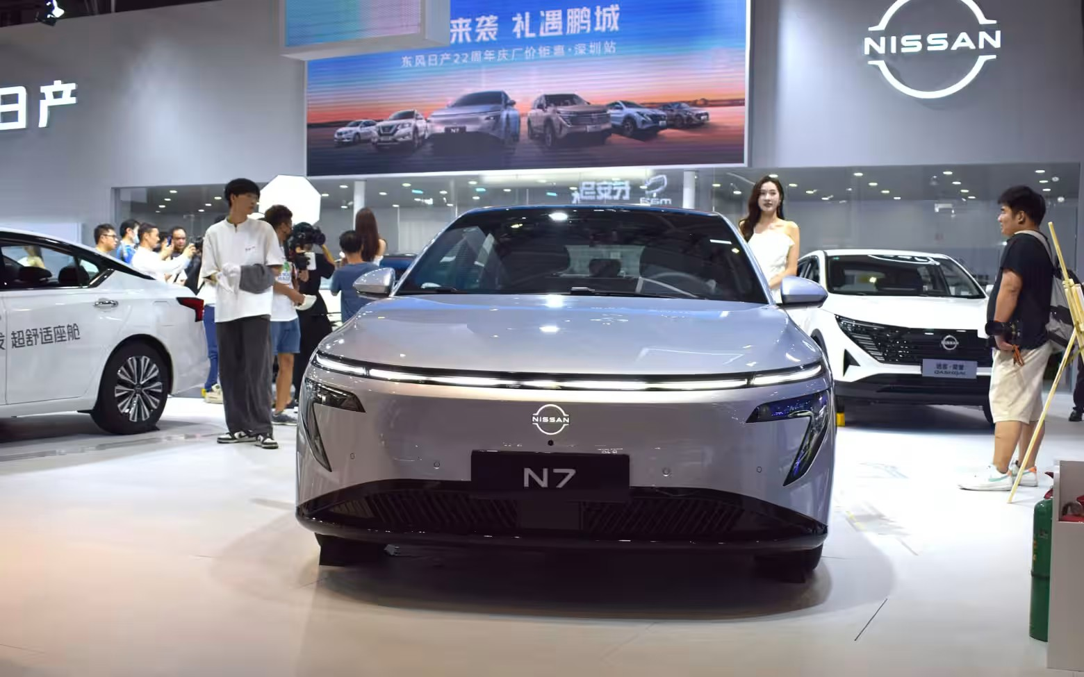 nissan-ban-xe.png