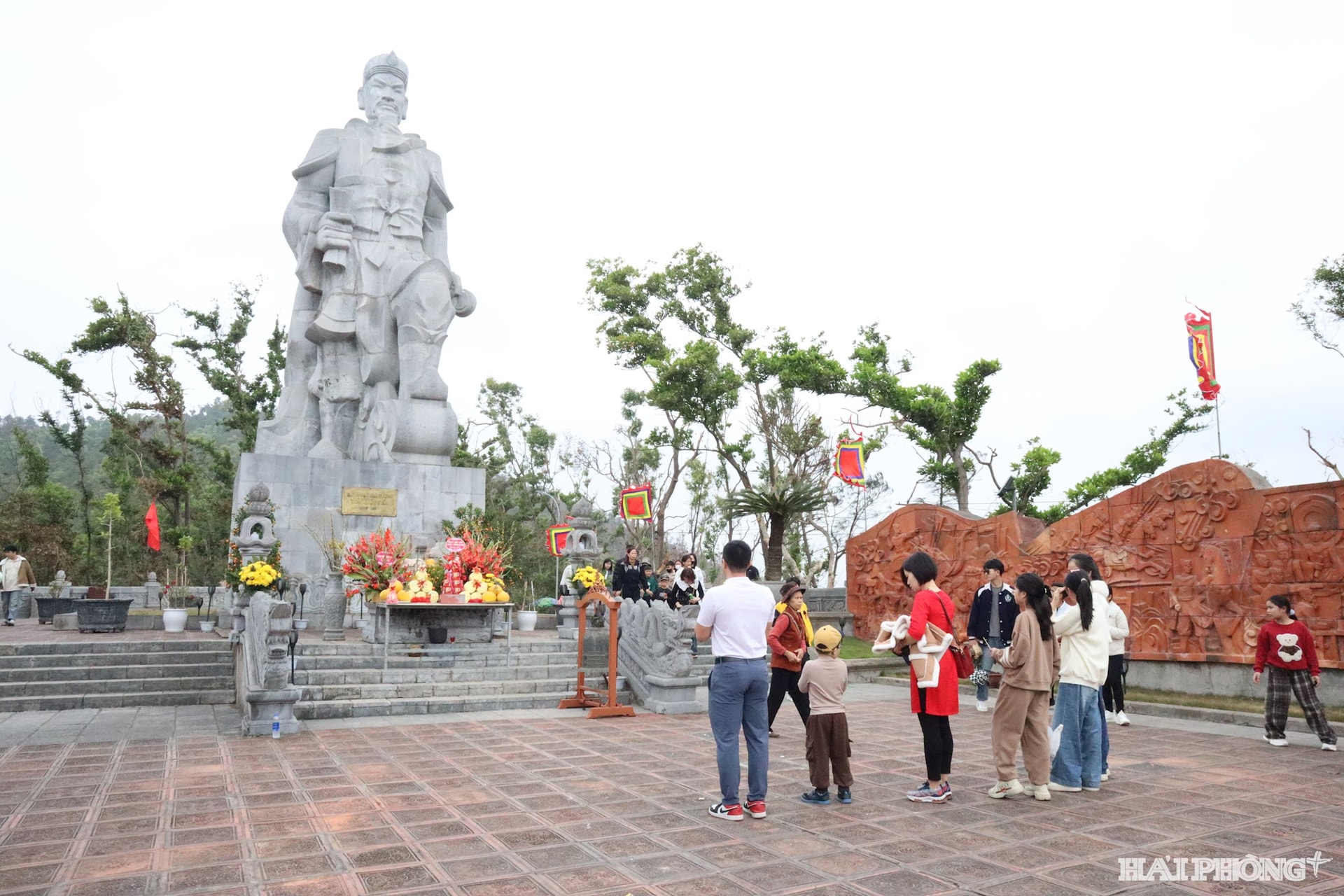 den-cao.jpg