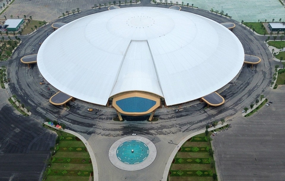 Kim Quy Hall stands out as the world’s largest circular exhibition building, covering 104,863m². (Photo: VNA)