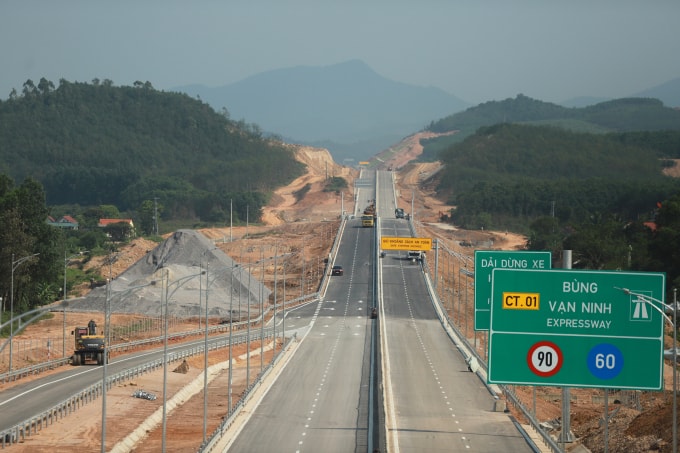 Cao tốc Bùng - Vạn Ninh qua Quảng Bình tháng 4/2025. Ảnh: Võ Thạnh