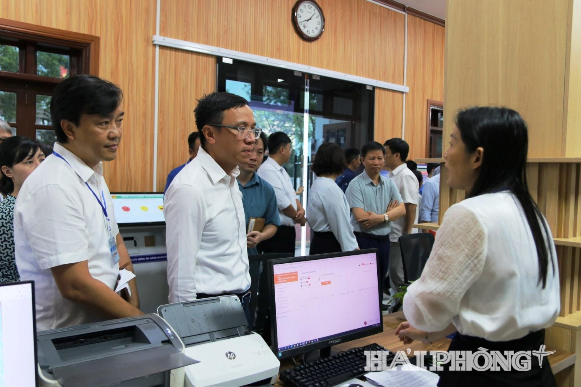 trung-tam-phuc-vu-hanh-chinh-cong-phuong-thanh-dong(1).jpg