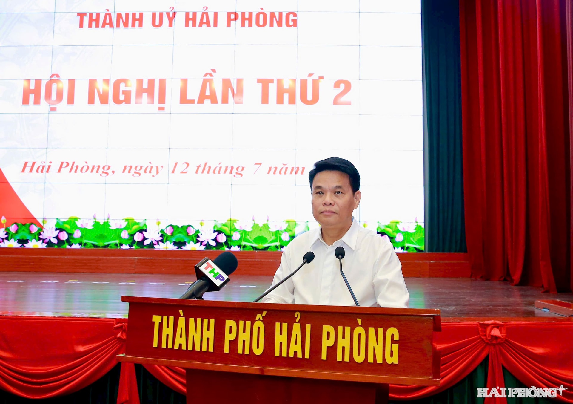 dong -chi-le-ngoc-chau