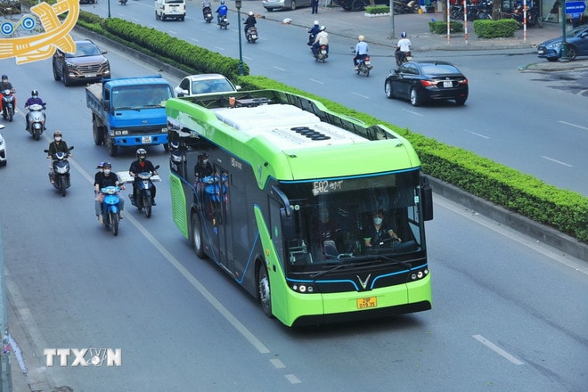 ttxvn-xe-buyt-dien-7914.jpg
