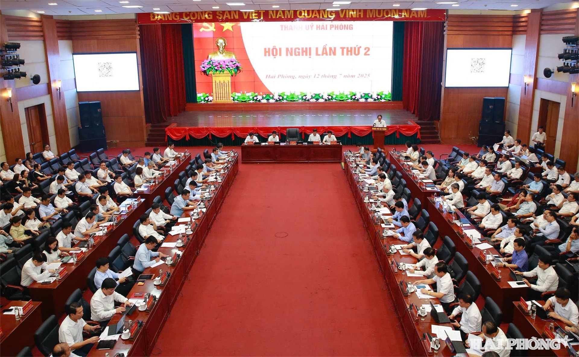 quang-canh(1).jpg