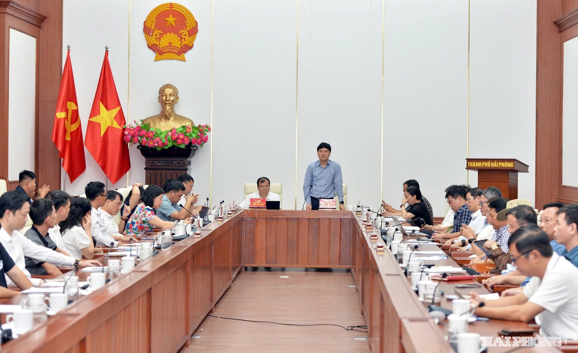 trien-lam.jpg