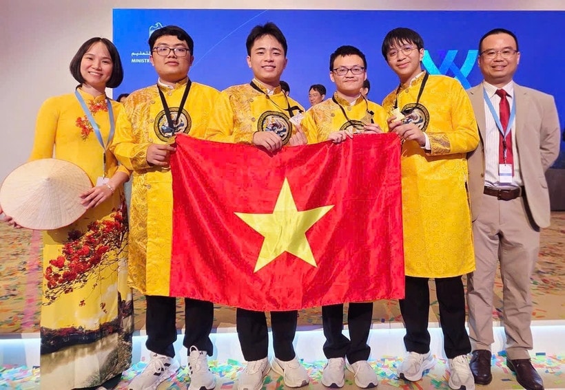 Các thành viên đoàn Việt Nam. (Ảnh: Bộ GD-ĐT)