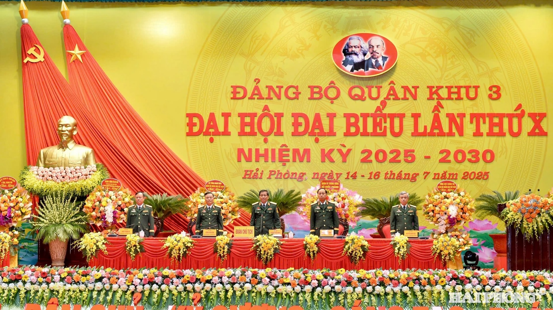 doan-chu-tich-1.jpg