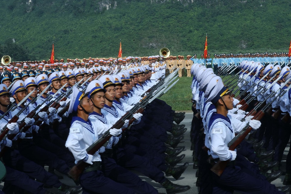 Officers representing the three military services during the rehearsal. (Photo: VNA)