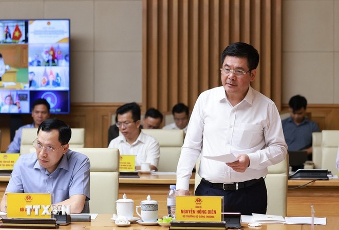 ttxvn-thu-tuong-chu-tri-hoi-nghi-ve-day-manh-ngoai-giao-kinh-te-3.jpg