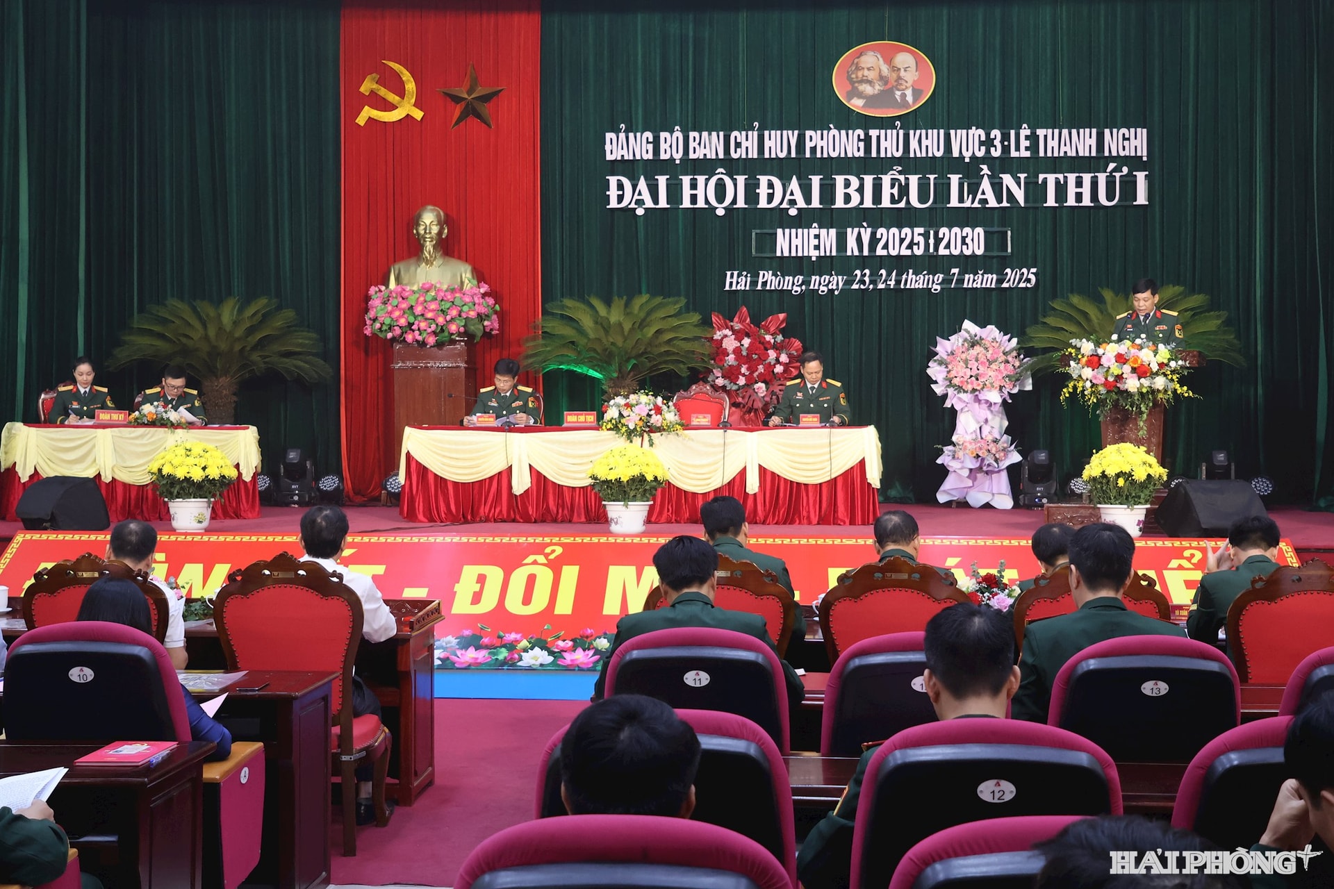 quang-canh.jpg