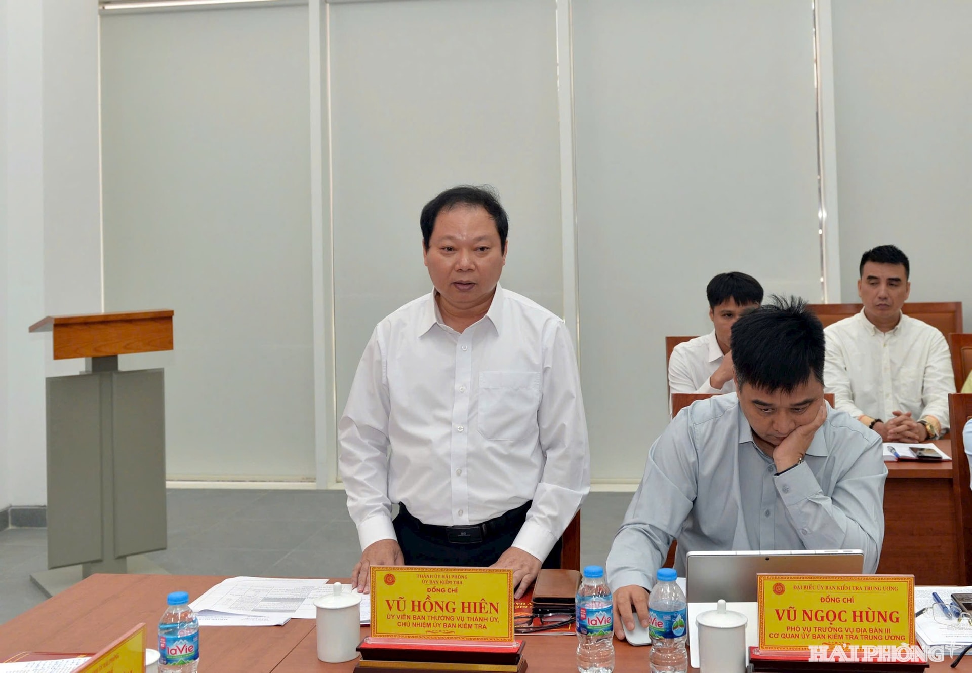 le-hong-hien.jpg