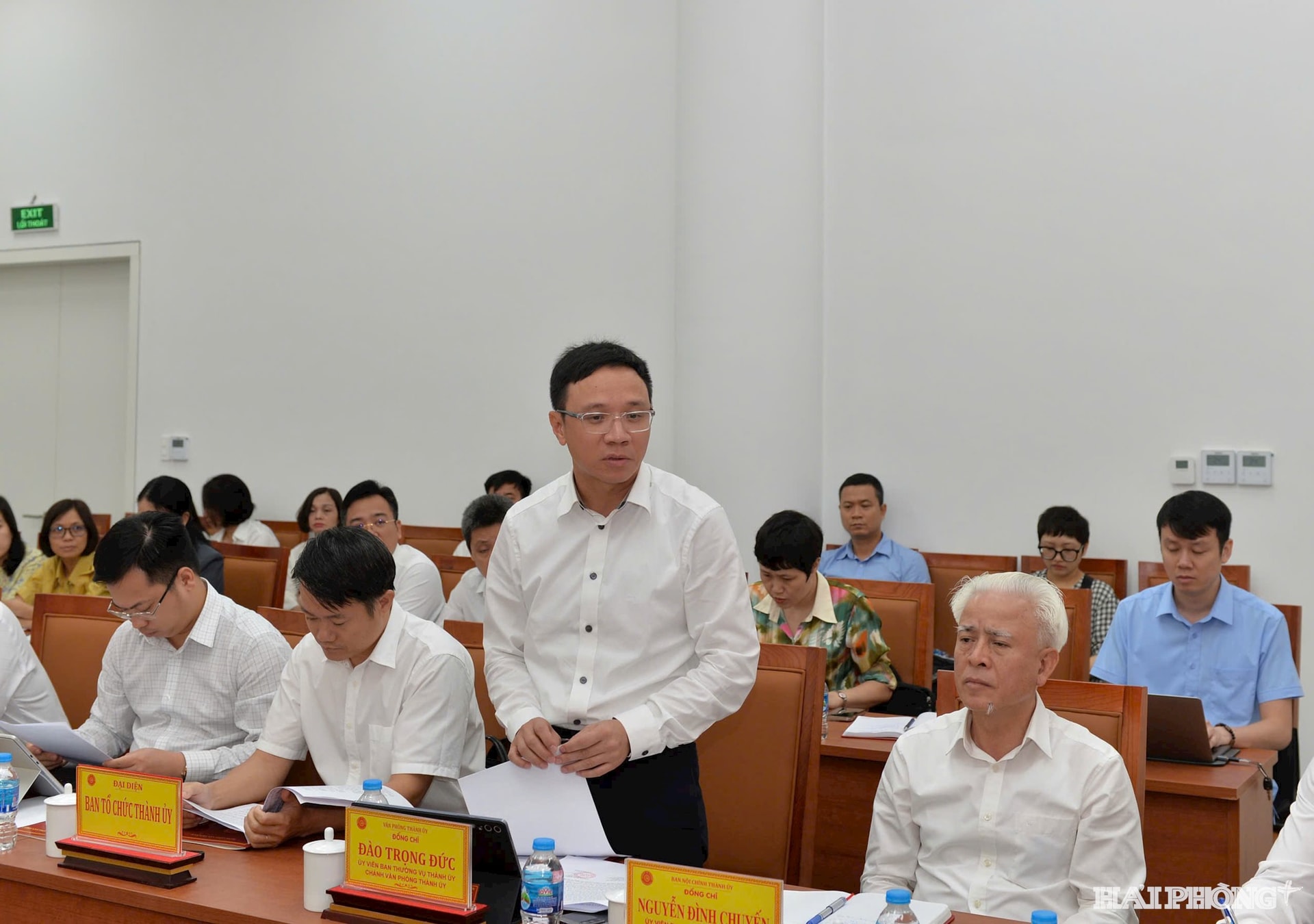 phat-bieu-3.jpg