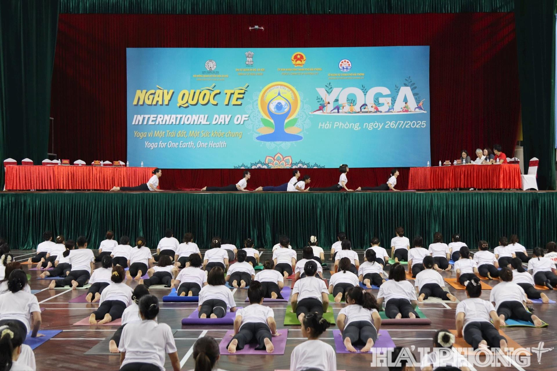  Đông đảo người dân thành phố tham gia chương trình