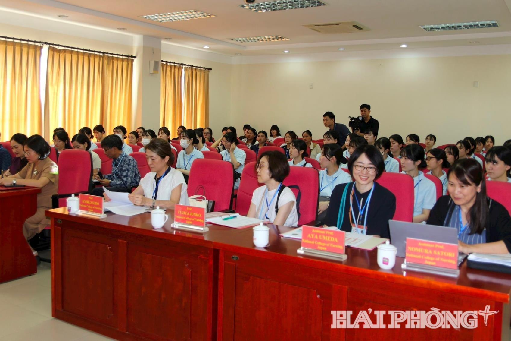 Trường Đại học Kỹ thuật y tế Hải Dương khai mạc khóa thực tập điều dưỡng quốc tế