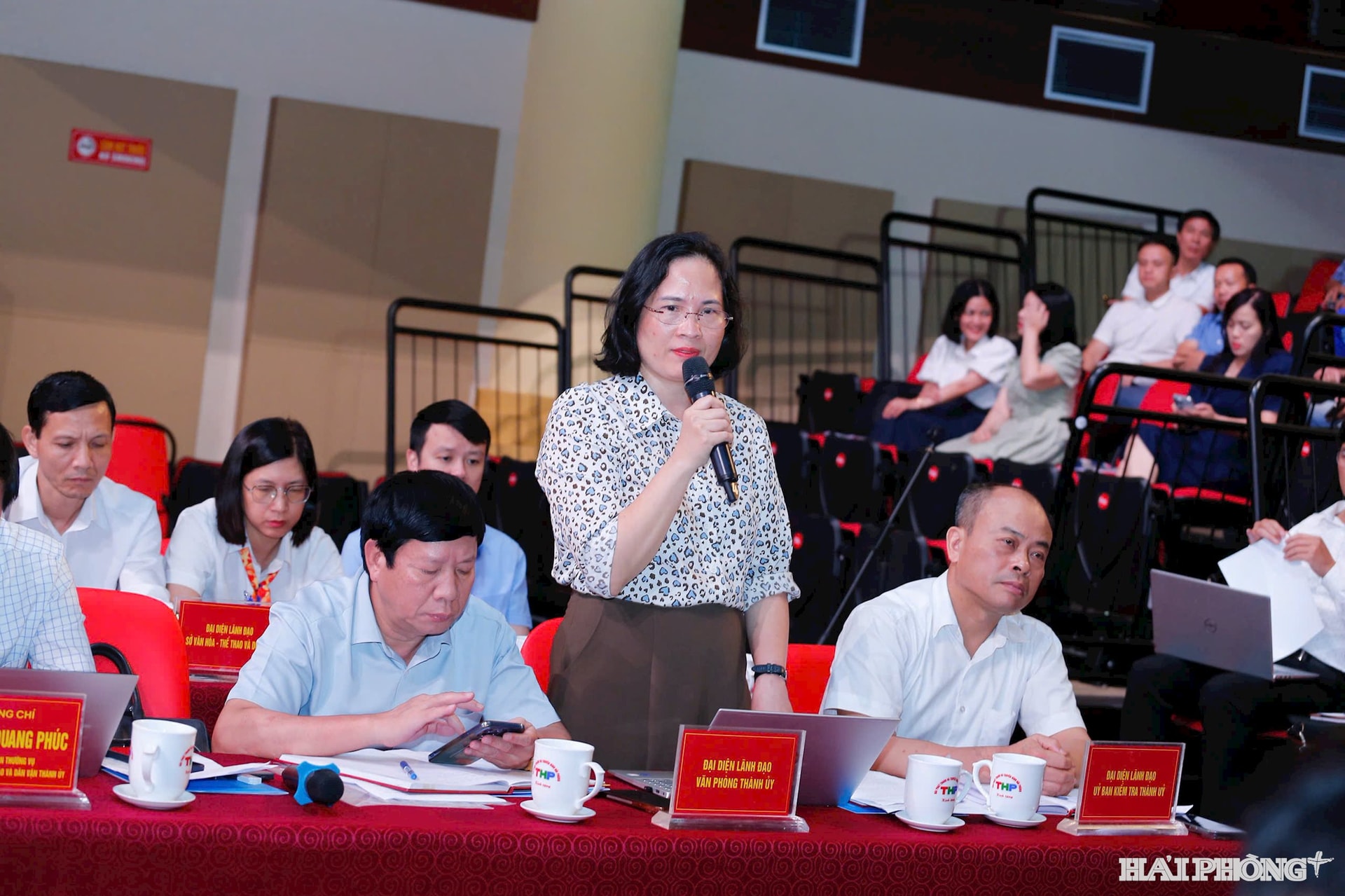 van-phong-thanh-uy.jpg