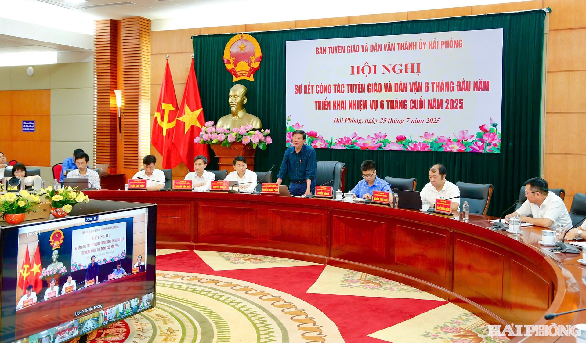 anh bai trang 2 duoi