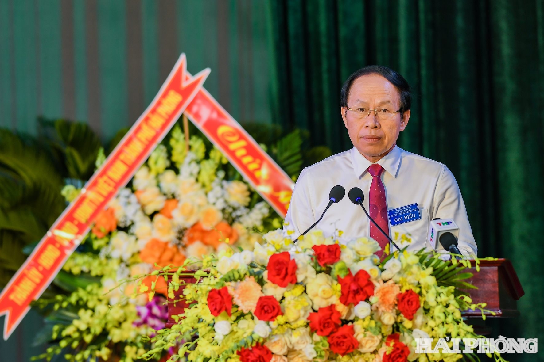 Đồng chí Lê Tiến Châu, Ủy viên Trung ương Đảng, Bí thư Thành uỷ, Trưởng Đoàn Đại biểu Quốc hội thành phố Hải Phòng phát biểu chỉ đạo Đại hội