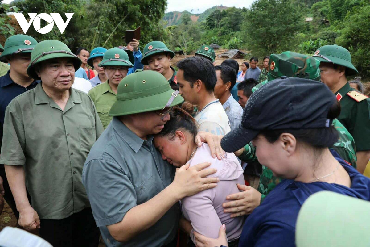 thủ tướng kiểm tra, chỉ đạo công tác khắc phục hậu quả mưa lũ ở Điện biên hình ảnh 4 thu tuong kiem tra, chi dao cong tac khac phuc hau qua mua lu o Dien bien hinh anh 4