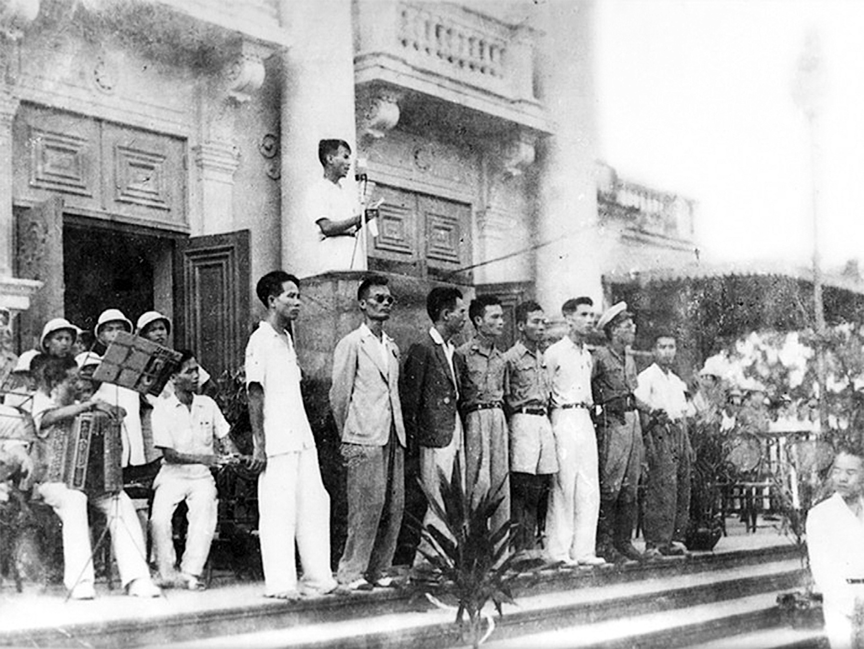 nha-hat-lon-hai-phong.png